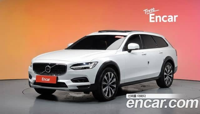 Volvo V90 Cross Country, 2021
