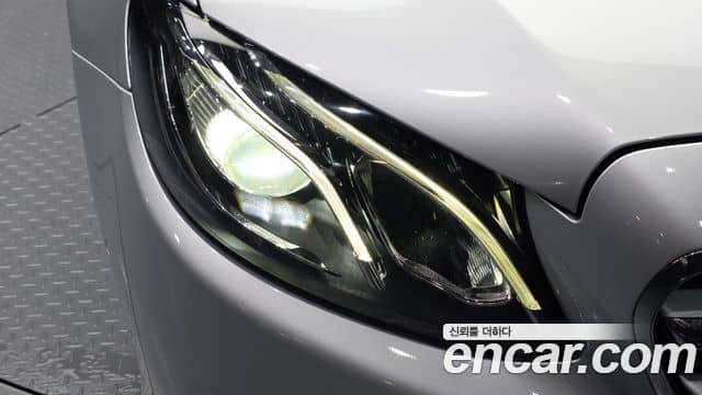 Mercedes-Benz E-Class, 2018