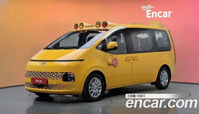 Hyundai Staria, 2022