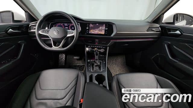 Volkswagen Jetta, 2023