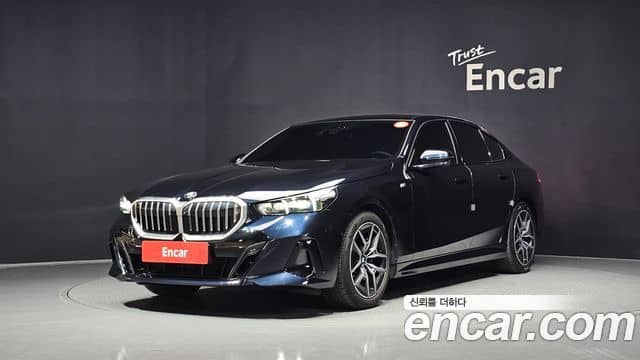 BMW 5 Series, 2024