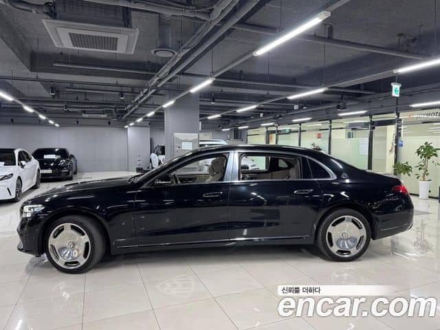 Mercedes-Benz S-Class, 2022