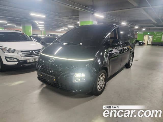 Hyundai Staria, 2023