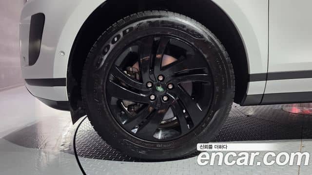 Land Rover Range Rover Evoque, 2024