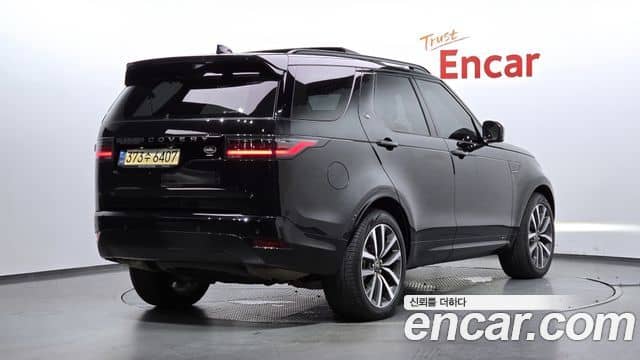 Land Rover Discovery 5, 2021