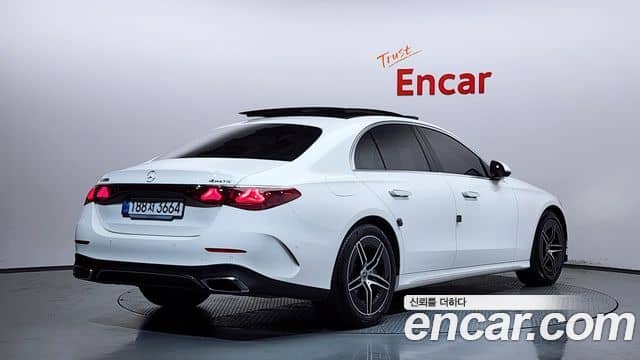Mercedes-Benz E-Class, 2025