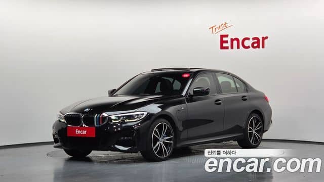 BMW 3 Series, 2021