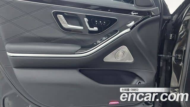 Mercedes-Benz S-Class, 2025