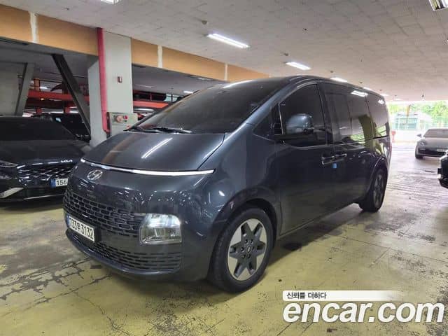Hyundai Staria, 2022