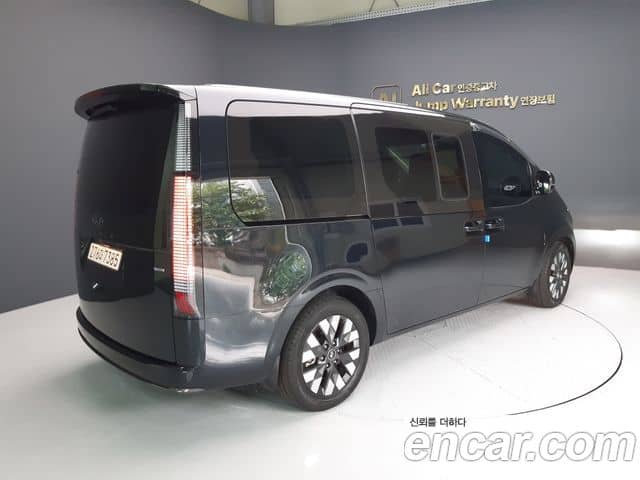 Hyundai Staria, 2023