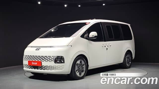 Hyundai Staria, 2022