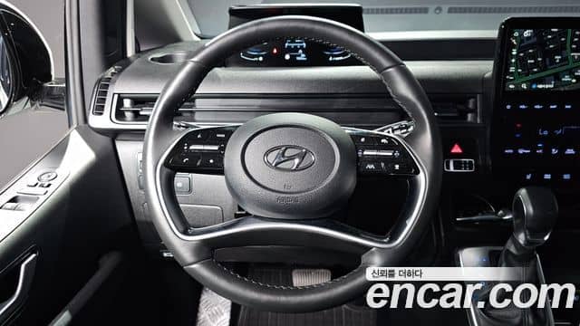 Hyundai Staria, 2022