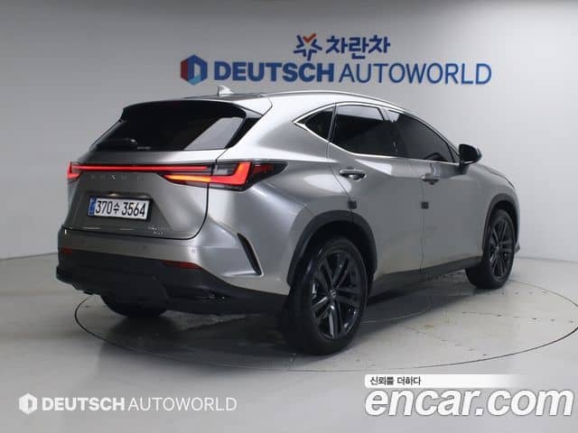 Lexus NX350h, 2025