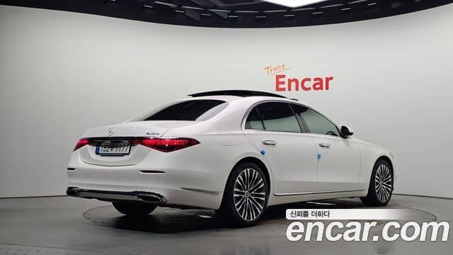 Mercedes-Benz S-Class, 2022
