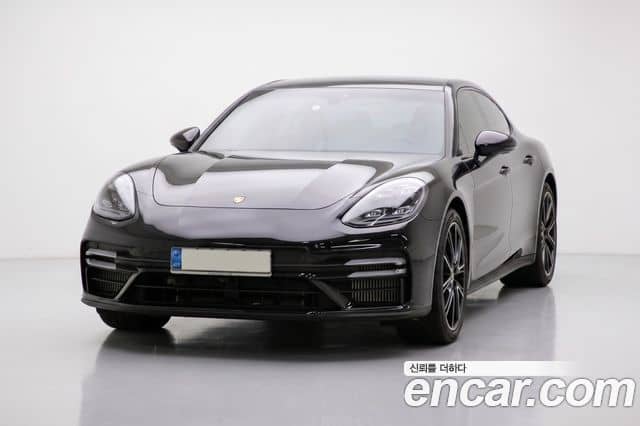 Porsche Panamera, 2021