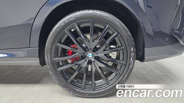 BMW X6, 2025