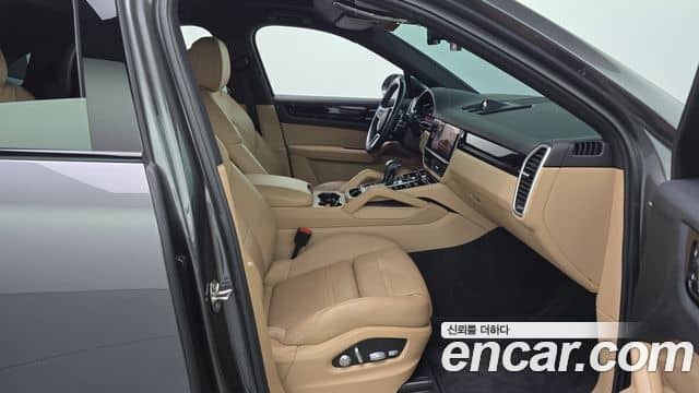 Porsche Cayenne, 2021