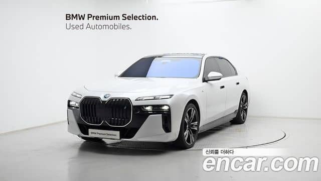 BMW i7, 2024