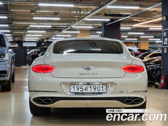 Bentley Continental GT, 2022
