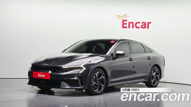 Kia K5, 2025