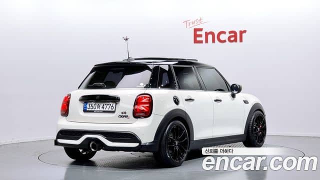 Mini Cooper S, 2022