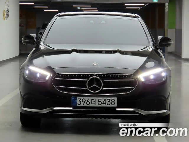 Mercedes-Benz E-Class, 2022