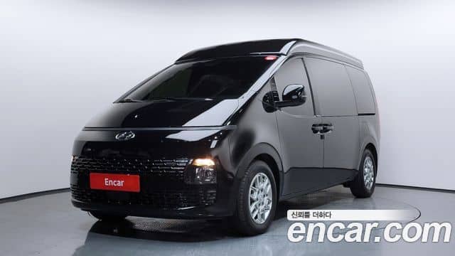 Hyundai Staria, 2023