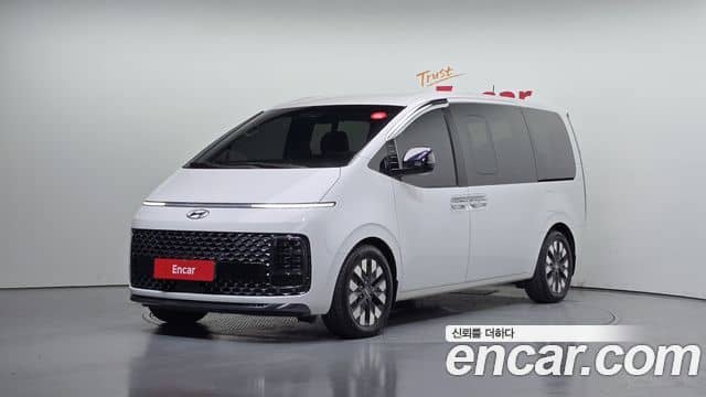 Hyundai Staria, 2022