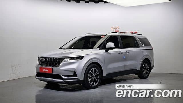 Kia Carnival, 2022