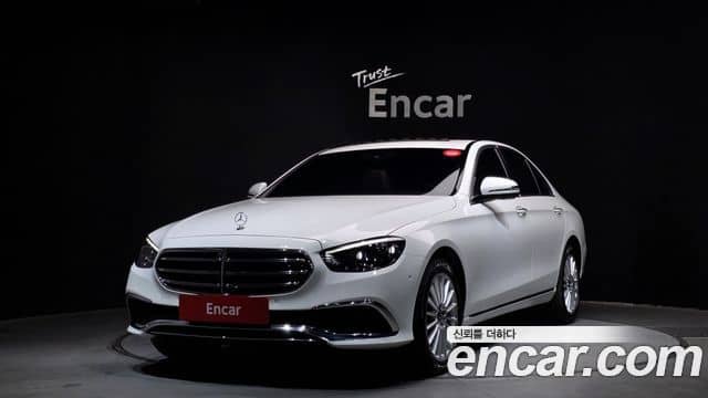 Mercedes-Benz E-Class, 2023