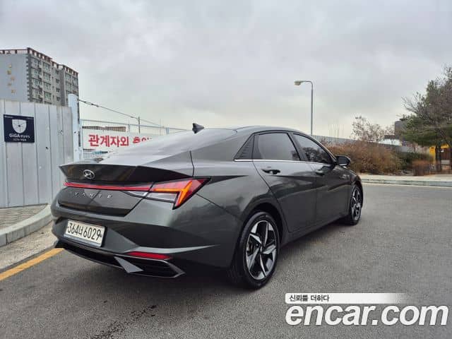 Hyundai The New Avante Hybrid, 2020