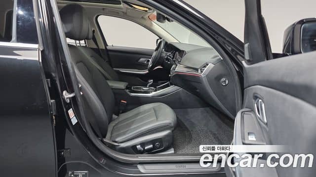 BMW 3 Series, 2020