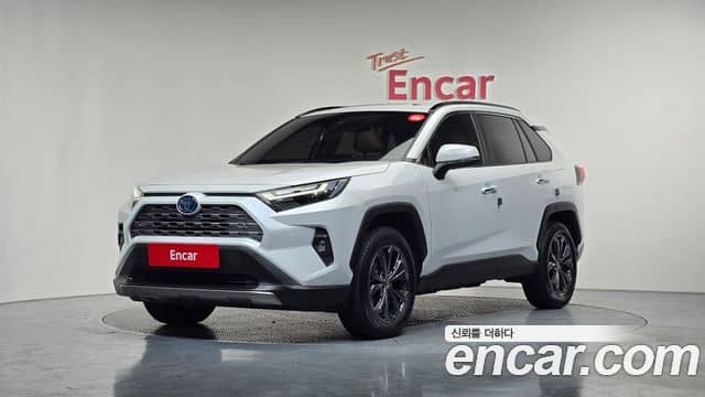 Toyota RAV4, 2024