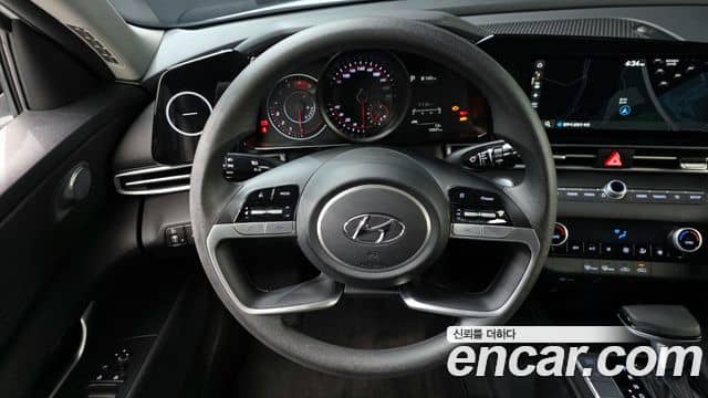 Hyundai The New Avante Hybrid, 2022