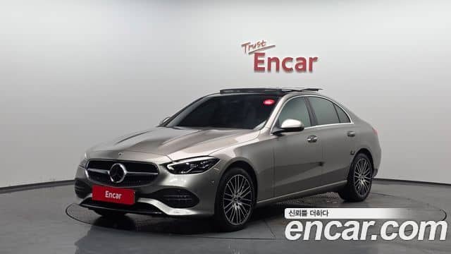 Mercedes-Benz C-Class, 2022