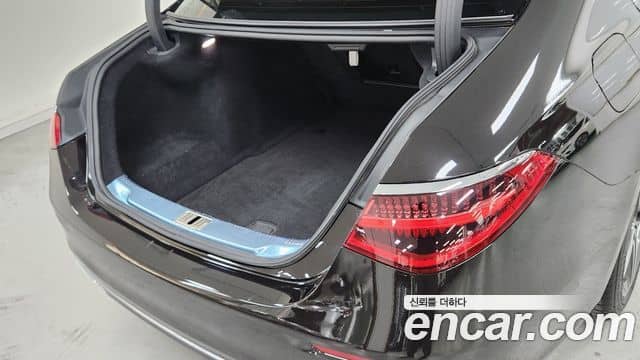 Mercedes-Benz S-Class, 2022