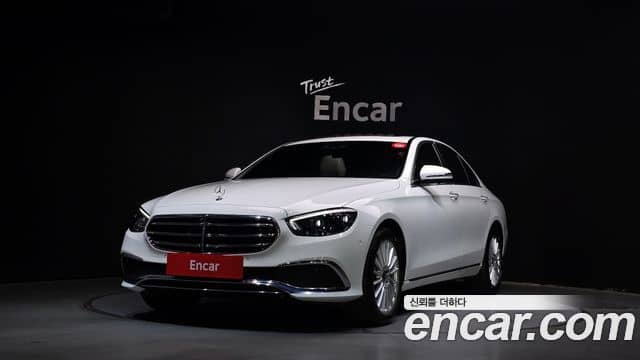 Mercedes-Benz E-Class, 2023