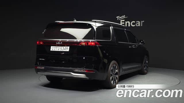 Kia Carnival, 2022