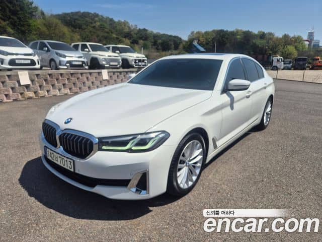 BMW 5 Series, 2022
