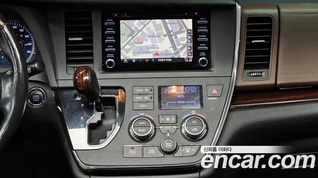 Toyota Sienna, 2019