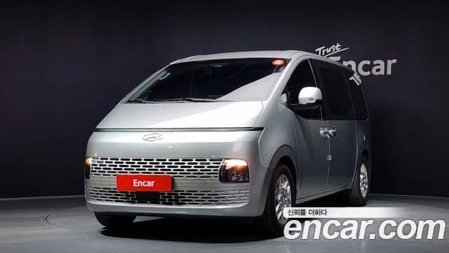 Hyundai Staria, 2022