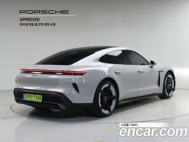 Porsche Taycan, 2025