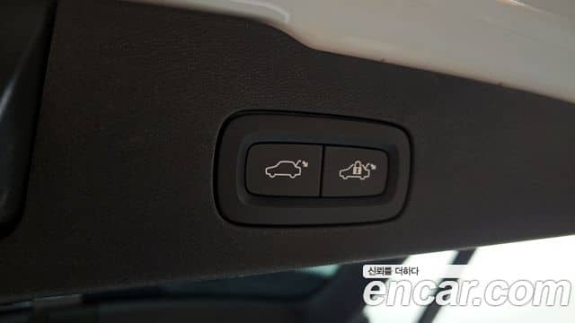 Volvo V60 Cross Country, 2020