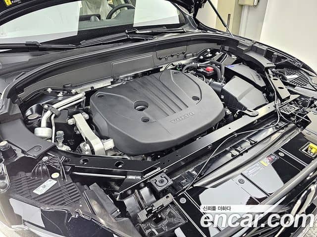 Volvo XC60, 2026