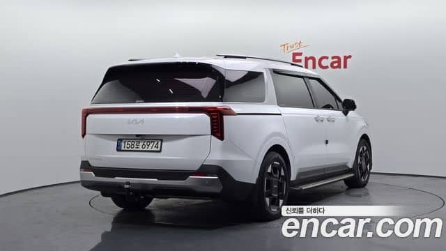 Kia Carnival, 2024