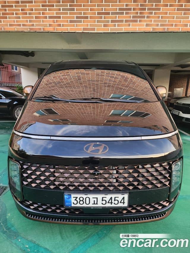 Hyundai Staria, 2025