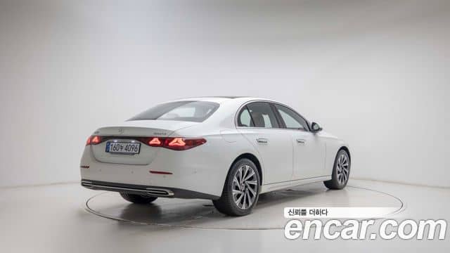 Mercedes-Benz E-Class, 2025