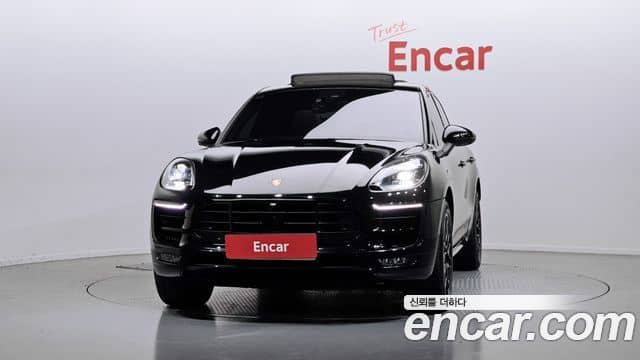 Porsche Macan, 2018