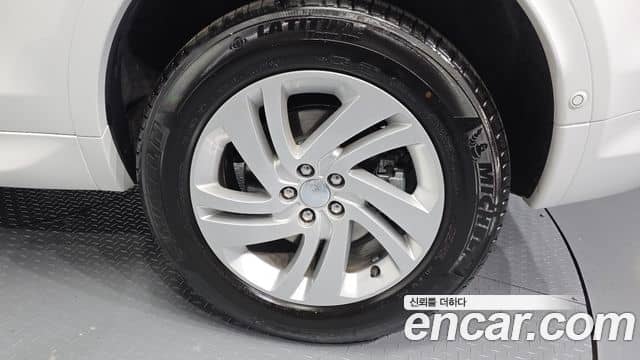 Land Rover Discovery Sport, 2025