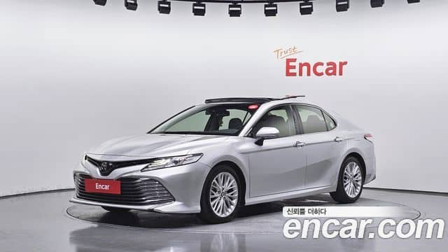 Toyota Camry, 2018